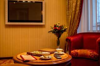 Отель Євроотель Львов Люкс-4