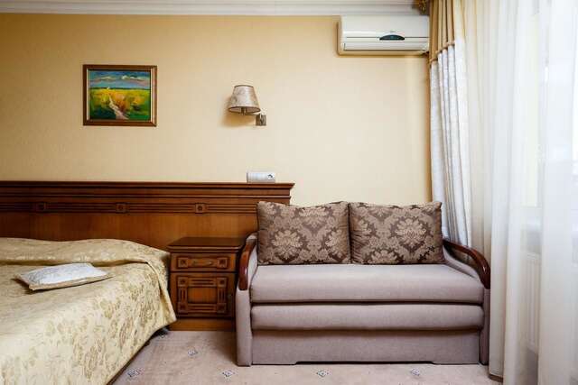 Отель Євроотель Львов-38